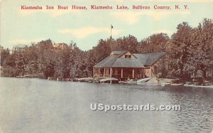 Kiamesha Inn Boat House - Kiamesha Lake, New York NY Postcard