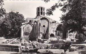 France Arles Les Alyscamps Eglise St Honorat Photo