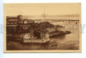 494928 FRANCE Brest Fort du Chateau and the Parc au Duc Vintage Levy postcard