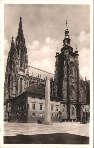 Czech Republic Prague Praha Chrám sv Vita RPPC 04.34