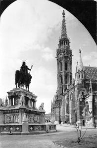 B28539 Budapest Matthias church    hungary