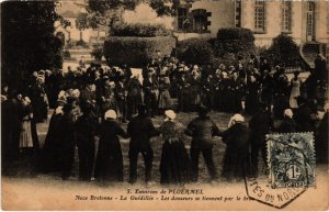 CPA Environs de PLOERMEL Noce Bretonne - La Guedillee - Danseurs (1295633)