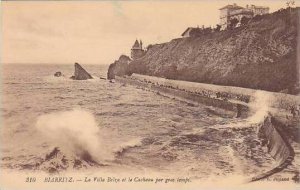 France Biarritz La Villa Belza et la Cachaou par gros temps