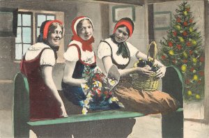 Hand Colored Christmas In Denmark Women with Flowers & Xmas Tree 71 /4