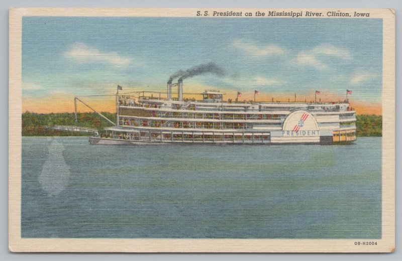 Ship~Clinton Iowa~SS President on Mississippi River~Linen Vintage Postcard 
