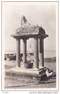 RP : Monument to St Pierre , Martinique , 20-30s