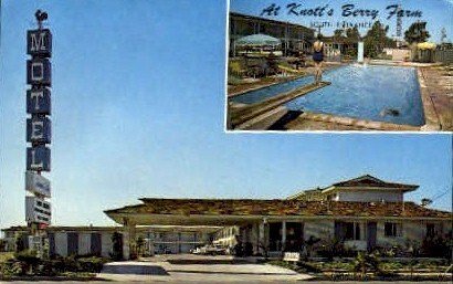 Farm de Ville Motel - Buena Park, CA