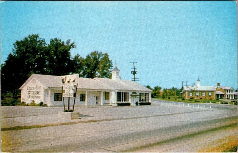 Hopkinsville, KY Kentucky  COACH & FOUR RESTAURANT  Roadside  ca1950's Postcard