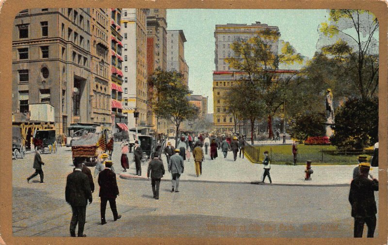 Broadway at City Hall Park, Manhattan, New York City, Early Postcard, Unused