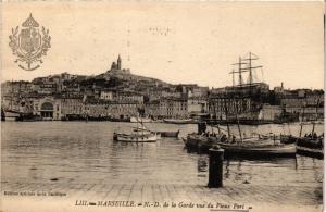 CPA MARSEILLE - Le Vieux Port et N.D. de la Garde (213556)