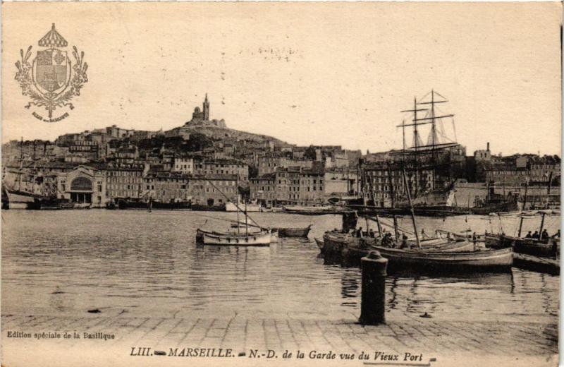 CPA MARSEILLE - Le Vieux Port et N.D. de la Garde (213556)