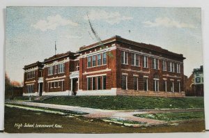 Leavenworth Kansas High School Building c1907 (Leavenwort) Postcard L18