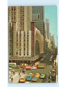 *Radio City Music Hall Colorful Taxis Bus New York City NYC Vintage Postcard C11