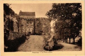 CPA Vezelay - La Porte Neuve FRANCE (961025)