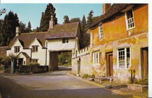 Wiltshire Postcard - Castle Combe - Showing Houses - Ref 1282A