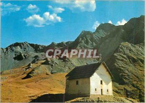 Postcard Moderne Saint Veran (Hautes Alpes) The highest village in Europe liv...