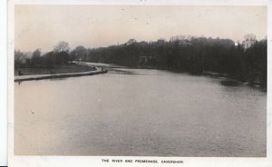 Berkshire Postcard - The River and Promenade - Caversham      MB1071