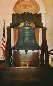 Vintage Postcard Famous Old Liberty Bell Independence Philadelphia Pennsylvania