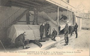 France Sapeurs Pompiers Paris Firefighter Cleaning Vintage Postcard 06.45