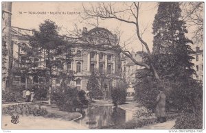 TOULOUSE, Languedoc-Roussillon, France; Square du Capitole, PU-1916