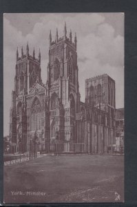 Yorkshire Postcard - York Minster    RS20093