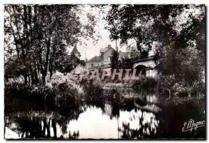 Postcard Modern Souppes sur Loing banks of the Loing Bridge