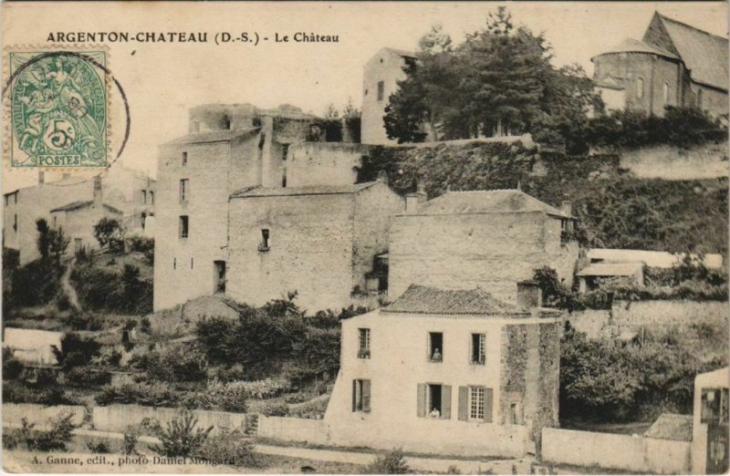 CPA ARGENTON-CHATEAU Le Chateau (1140967)