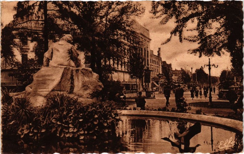 CPA Haute-Garonne TOULOUSE Square Wilson (982384)