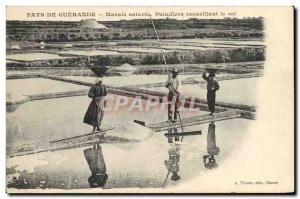 Postcard Old Salt marshes Paludiers collecting salt Country Guerande