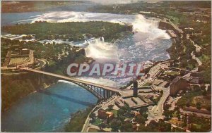 Postcard Modern Canada Ontario Niagara Falls Rainbow Bridge in foreground