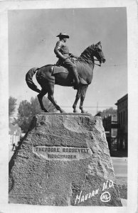 H85/ Mandan North Dakota RPPC Postcard c1940s Roosevelt Monument 222