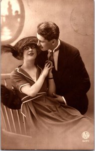 Victorian Romantic Couple Fashion Vintage RPPC C016