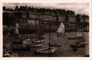 CPA Saint-Malo L'Avant Port et Quai de Dinard FRANCE (1015554)