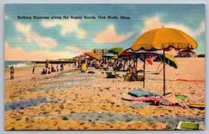 Vintage Massachusetts Postcard - Beach Scene   Oak Bluffs