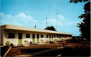 Postcard Ontario Brockville Riverview Motel Highway 2 Roadside 1960s K89