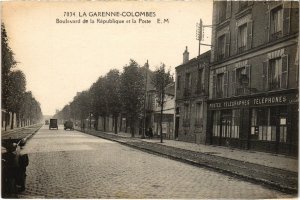 CPA La Garenne Colombes Boulevard de la Republique et la Poste (1314488)