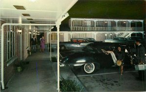 Autos Night roadside Columbia Missouri Stephens Motel Postcard Tetirock 11208