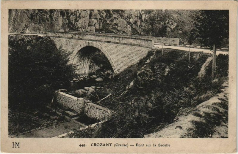 CPA CROZANT Pont sur la Sedelle (1144433)