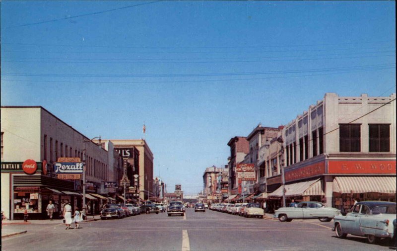 Green Bay Wisconsin WI Classic 1950s Cars Street Scene Vintage Postcard