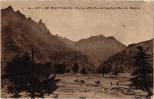 CPA Le Mont Dore Vallee d'Enfer et les Eguilles u Diable FRANCE (1289574)