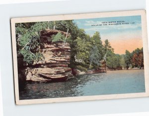 Postcard Twin Sister Rocks, Dells of the Wisconsin River, Wisconsin, USA