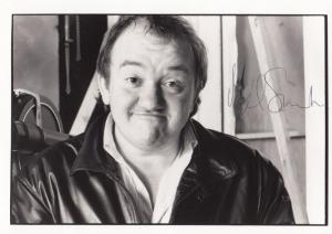 Mel Smith Not The Nine O Clock News Stunning Large 7 x 4 Hand Signed Photo