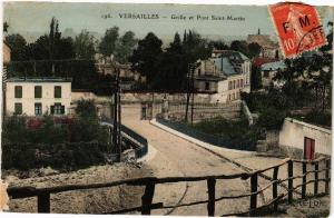 CPA VERSAILLES - Grille et Pont St-MARTIN (453127) 