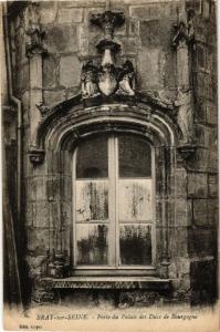 CPA BRAY-sur-SEINE - Porte du Palais des Ducs de Bourgogne (249444)