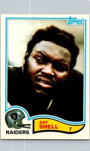 1982 Topps Football Card Art Shell Oakland Raiders sk9036