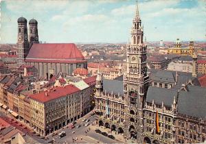 BT15393 Munchen rathaus und Frauenkirche           Germany