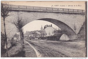 GIEN , France, 00-10s ; Avenue de la gare