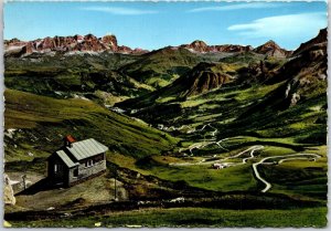 Dolomiti Strada Delle Dolomiti Al Passo Pordoi Verso Le Tofane Italy Postcard