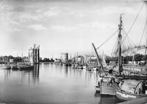 BG31116 la rochelle charente maritime le vieux port ship france CPSM 14.5x10cm