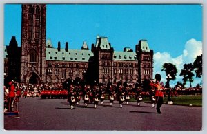 Changing The Guard Parliament Hill Ottawa Ontario Canada, Vintage Postcard #3